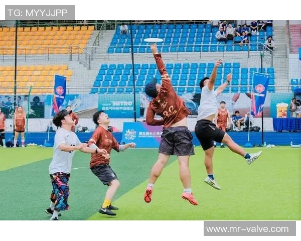 深入探讨上海飞盘队比赛经验对比其他体育项目的独特优势与启示