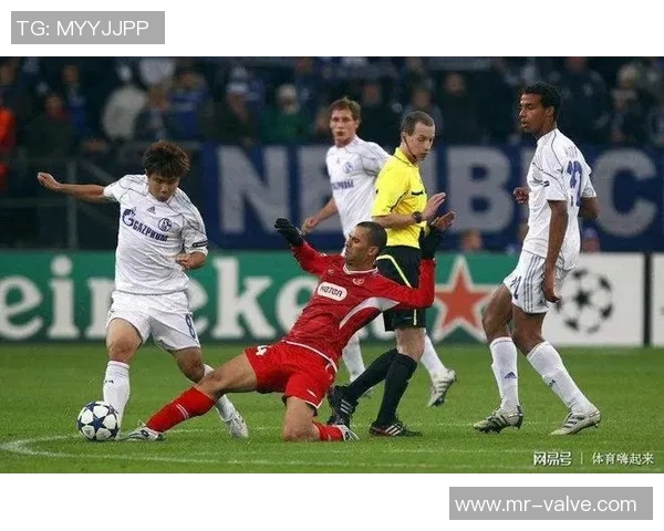 重庆排球队比赛经验引发热议欧冠足球争议再掀讨论热潮