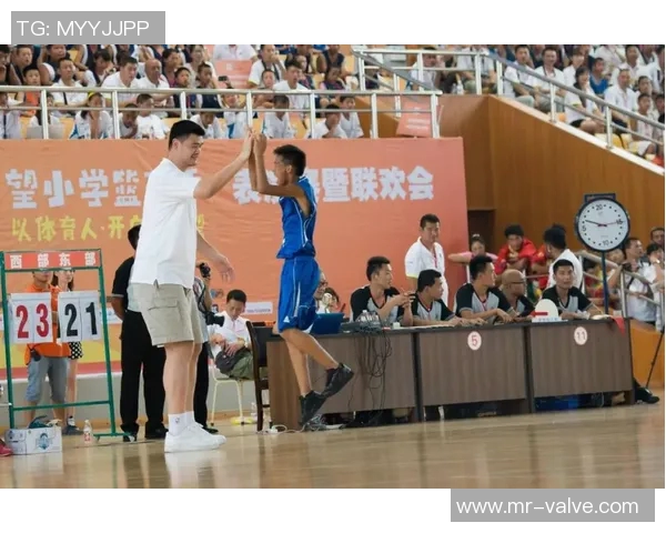 西安篮球队在世锦赛中的蜕变与新生之路探索实时数据